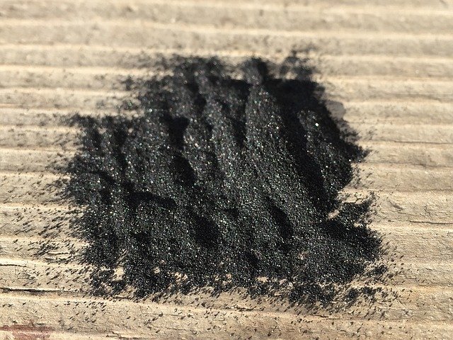 charbon de bois poudre